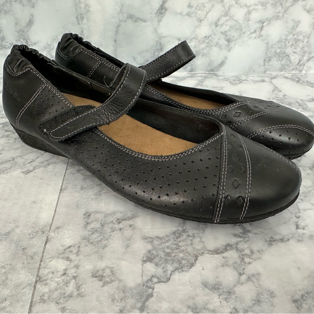 Taos Mary Jane Flats Size 40 Black Leather Perforated Wedge Comfort Shoes